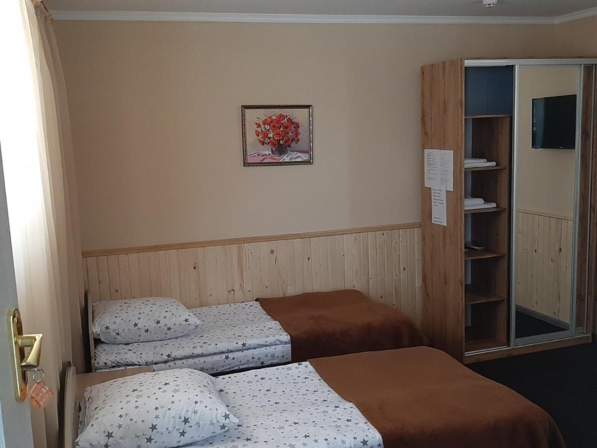 Hotel 7/24 Brovary Exterior foto